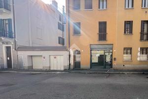 NEGOZIO A CREMONA