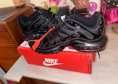 Scarpe nike outlet tn nere