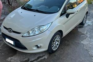 Ford Fiesta 2010 1.6 Benzina / GPL