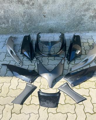 Kit carene Tmax nero lucido 12 pezzi USATE N101