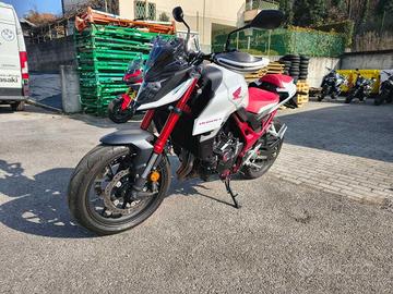 HONDA Hornet 750 Abs my23