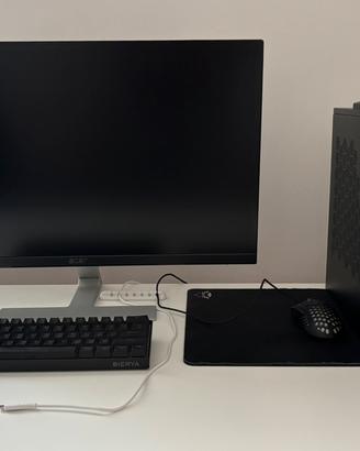 PC da gaming + monitor/tastiera/mouse