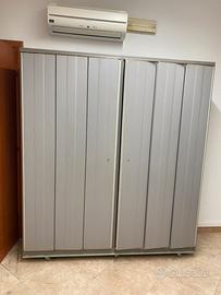 Armadio in metallo Olivetti Synthesis a soffietto