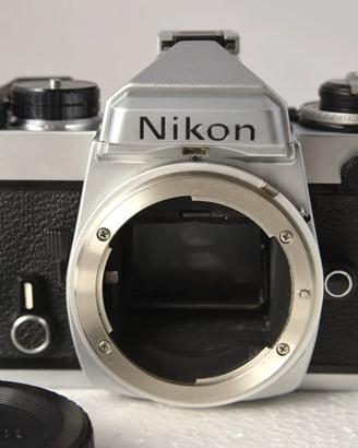 CORPO NIKON FE ARGENTO COME NUOVO - PERFETTO - TOP