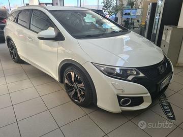 Honda Civic 1.6 i-DTEC Elegance Navi