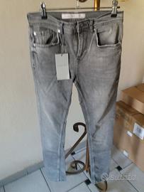 Jeans grigio fumo mai usati con etichietta