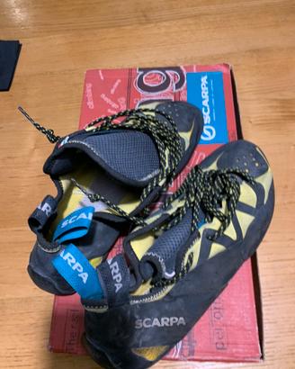 Scarpette arrampicata Scarpa