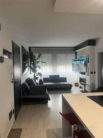 Appartamento di 97 m² con 4 locali e box auto a Re