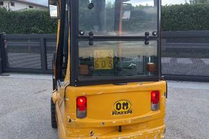 Carrello elevatore TARGATO OM XE15 elettrico