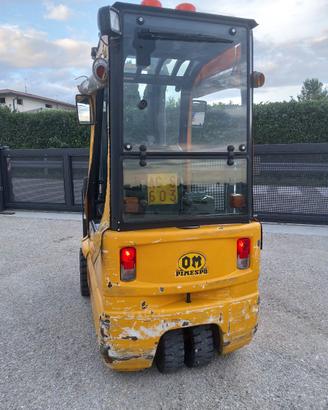 Carrello elevatore TARGATO OM XE15 elettrico