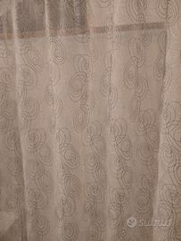 tenda lunga per portafinestra