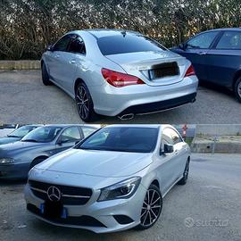 CLA 200 d Automatic Premium Dark Night (100 kw)