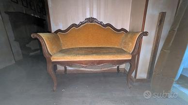 divanetto antico senape