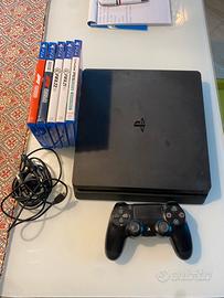 PlayStation 4 slim con 5 giochi e 1 controller