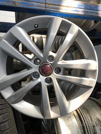 Cerchi in lega fiat croma riverniciati raggio 17