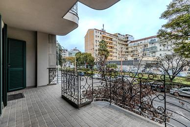 Trilocale con cucina e posto auto P.zza Repubblica