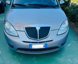 Lancia Ypsilon 1.2 Oro Giallo