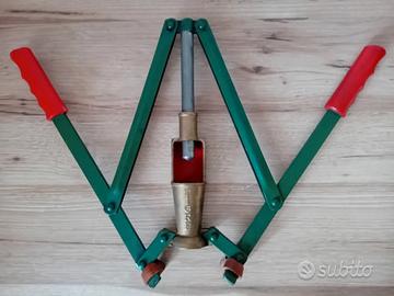 VECCHIA TAPPATRICE MANUALE BOTTIGLIE VINO VINTAGE 