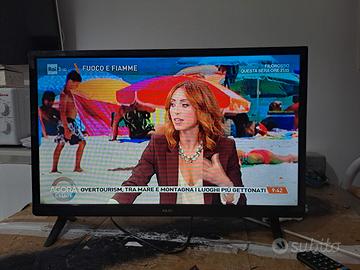 TELEVISIONE  AKAI 26" SMART