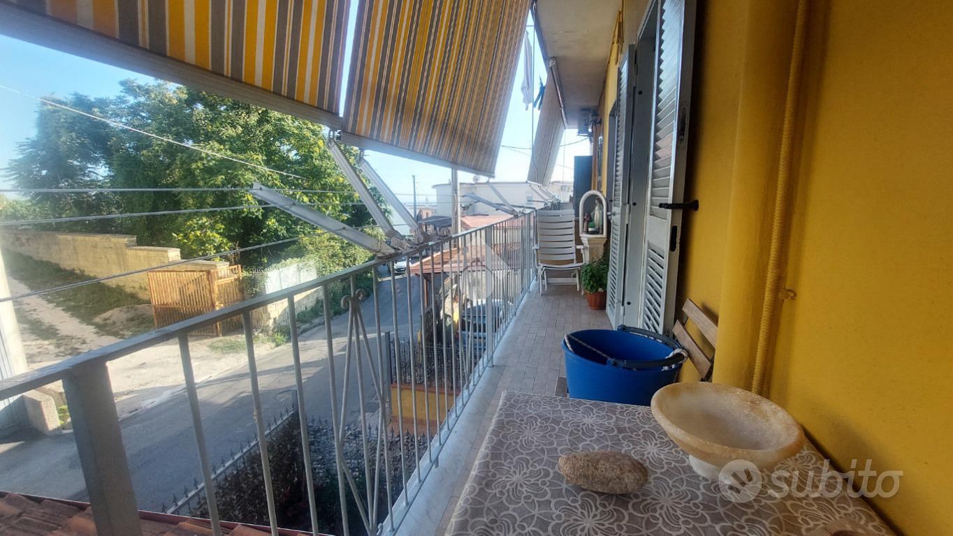 3 LOCALI A MARANO DI NAPOLI - Vista 6