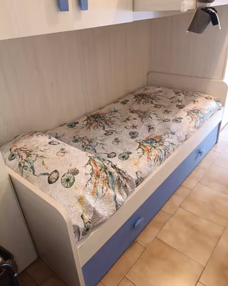 Letto divano con 2 materassi