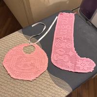 Calza porta doni + bavaglino rosa fatti a mano