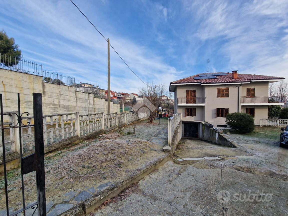 VILLA SINGOLA A VILLAFRANCA D'ASTI - Vista 3