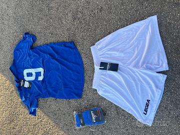 Serie completa da calcio per adulti