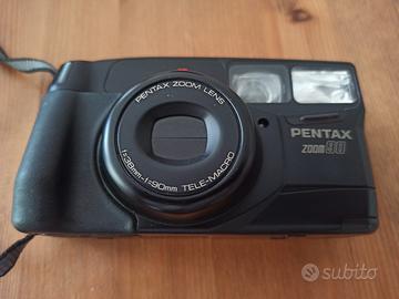 Macchina fotografica pentax zoom 90