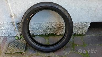 gomma Bridgestone 110/80 r18