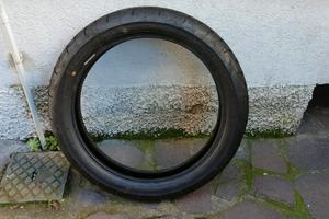 gomma Bridgestone 110/80 r18