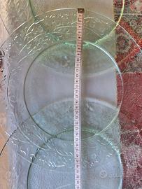 4 sottopiatti in vetro  con disegno in rilievo