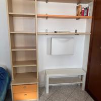 Mobile in legno con ripiani (198x170x50)