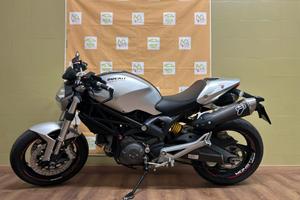 DUCATI MONSTER 696 PLUS