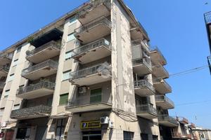 3 LOCALI A GIARRE