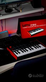 Akai MPK Mini controller MIDI – come nuova 