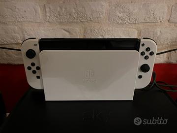 NINTENDO SWITCH OLED (come nuova)