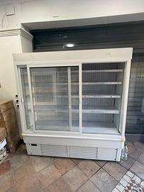 vetrina frigo con porte scorrevoli