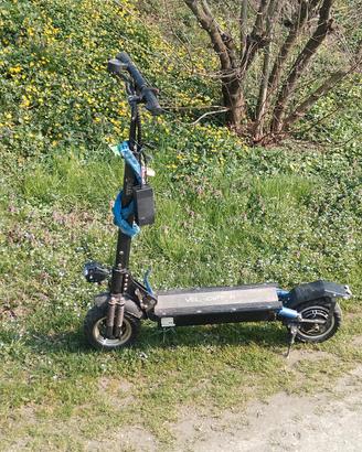 Monopattino elettrico 