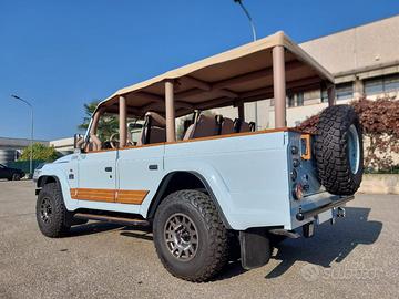 Land rover su base iveco massif