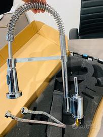 Miscelatore flessibile acqua design