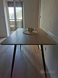 Tavolo in legno espandibile (Holztisch) + 4 sedie
