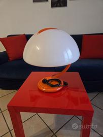 Lampada Serpente - design Elio Martinelli 1965