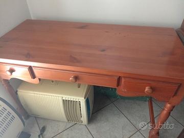 Tavolo in pino massello 