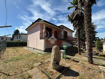 VILLA SINGOLA A ARZAGO D'ADDA