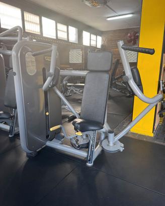 Pectoral Machine Technogym Element