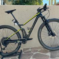 MOUNTAIN BIKE | SCOTT SPARK RC900 29”