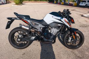 KTM 790 Duke