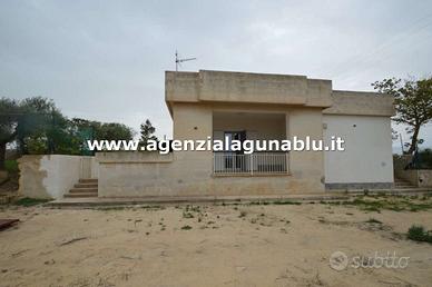 Villa con ampio terreno