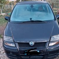 Spaziosa Fiat Ulysse